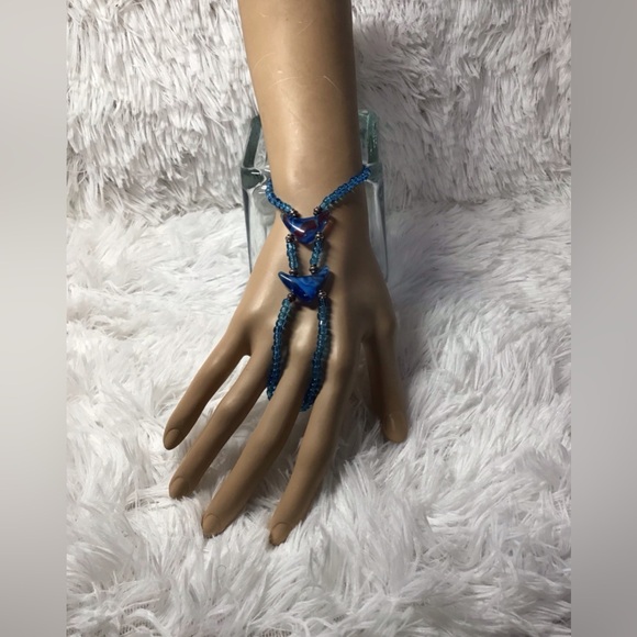 Jewelry - Women’s Ring Bracelet W/Glass Beads. Wrist size 6 1/2 inches. Stretchy
